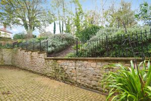 Photo 7- click for photo gallery